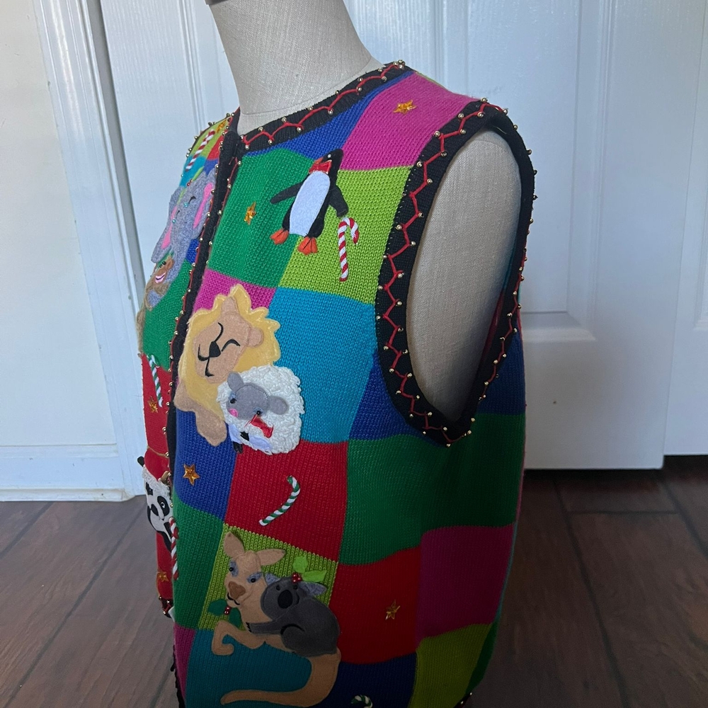 Colorful Animal Patchwork Vest - Picture 2 of 9